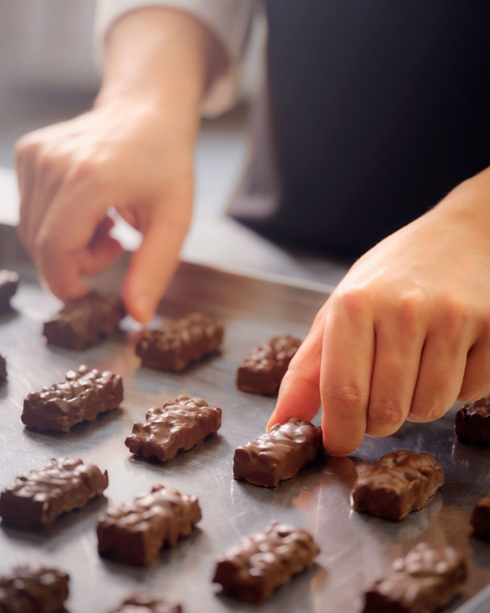M CHOCOLATE (6)