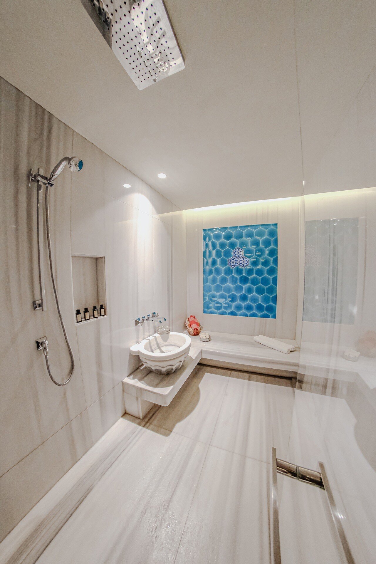 Pre.Suite_7