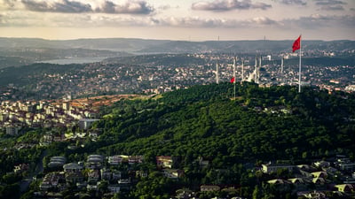 Far from the City Noise: A Home-Like Winter in Camlica