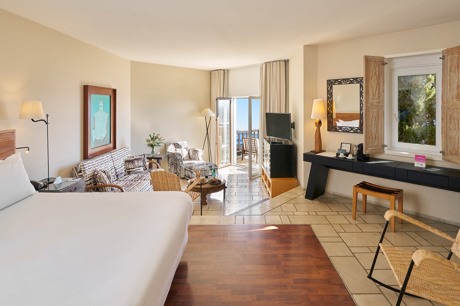 the-marmara-bodrum-corner-suite-card2