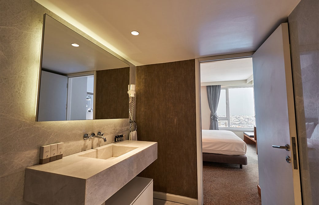 the-marmara-pera-bogaz-manzarali-suit-card10