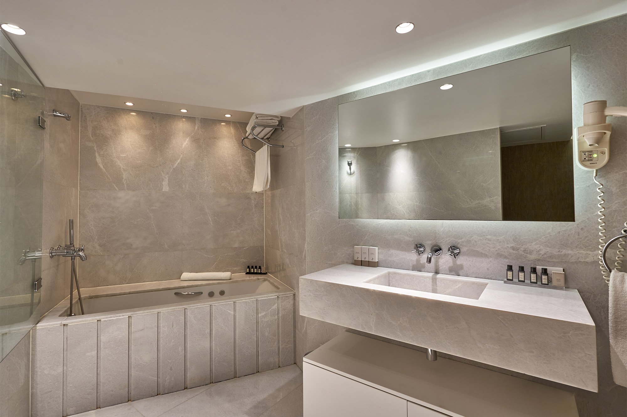 the-marmara-pera-bogaz-manzarali-suit-galeri8