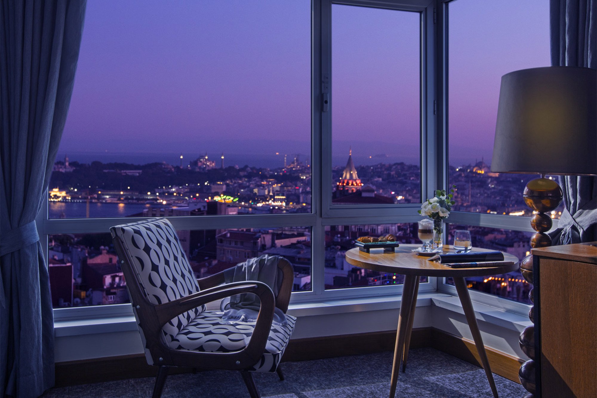 the-marmara-pera-club-deniz-manzarali-oda-galeri
