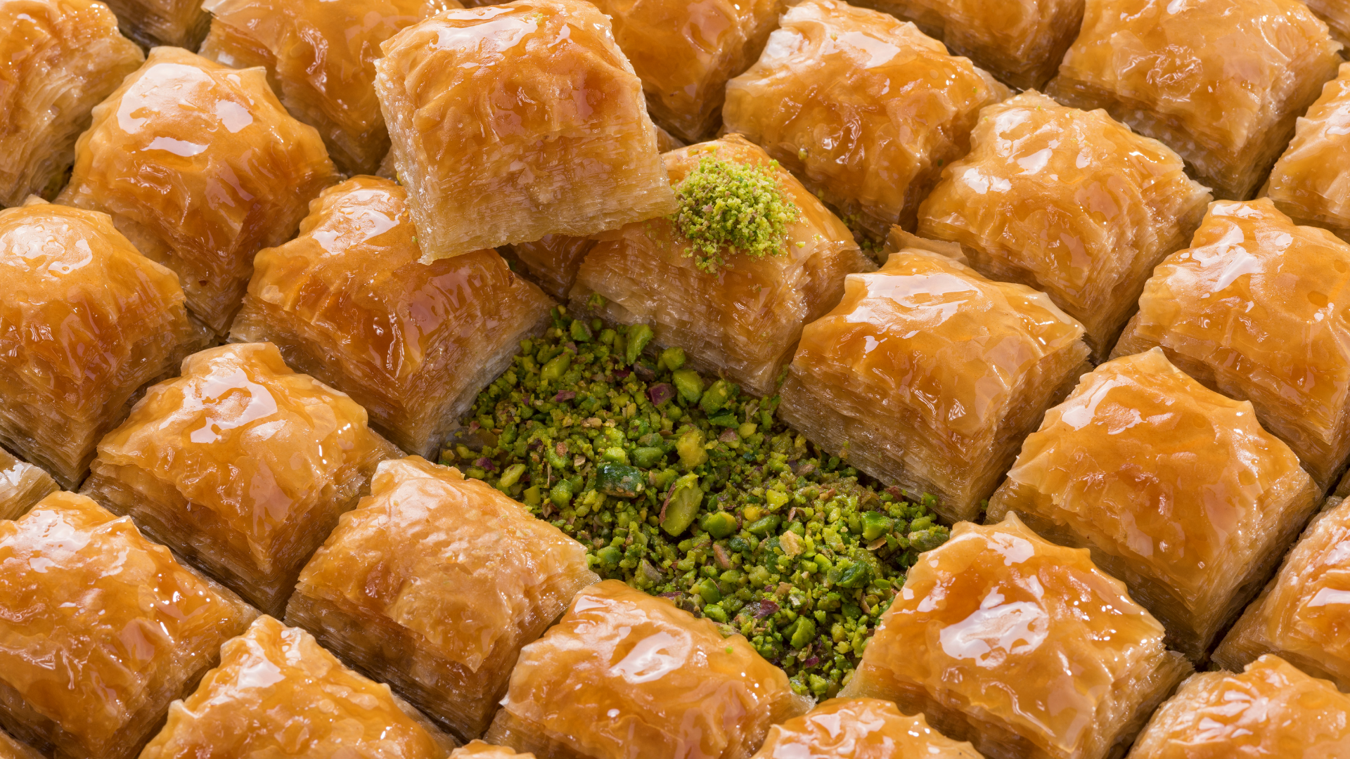 İstanbul’un En İyi Baklavaları: Tarihi Mekânlar ve Gerçek Lezzeti Anlamanın Yolları