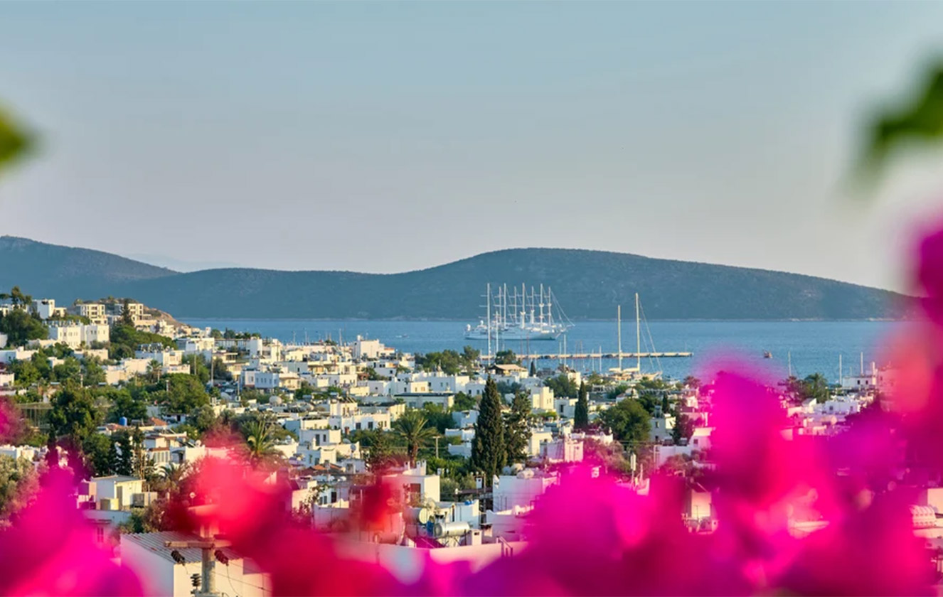 Bodrum'da Masalsı Bir Açık Hava Düğünü: Lüks Catering ve Eşsiz Manzara