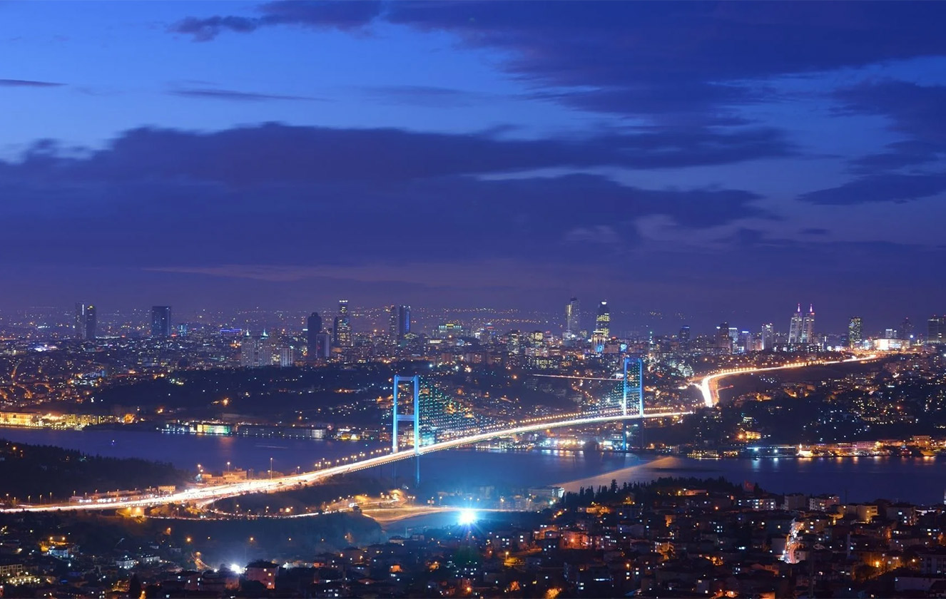 Above the City: The Ultimate 5 Star Hotel Bosphorus Experience in Istanbul