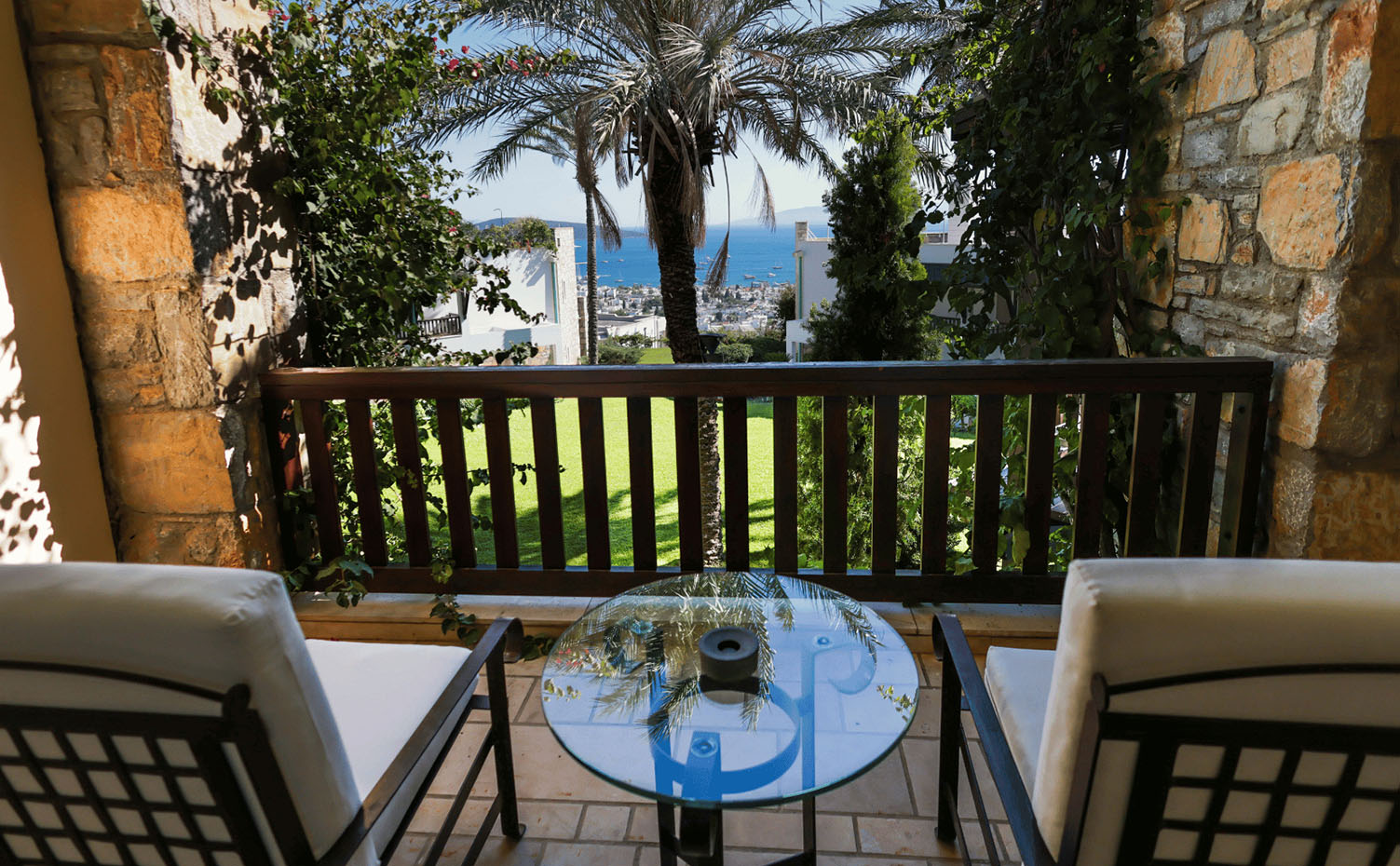 the-marmara-bodrum-konaklama-garden-suit-deniz-galeri-d-6.jpg