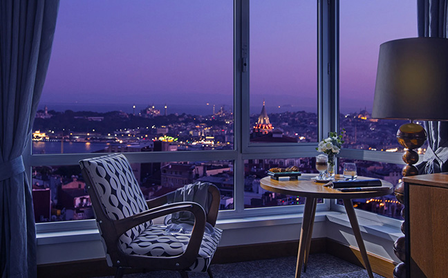 the-marmara-pera-club-deniz-manzarali-oda-card.jpg
