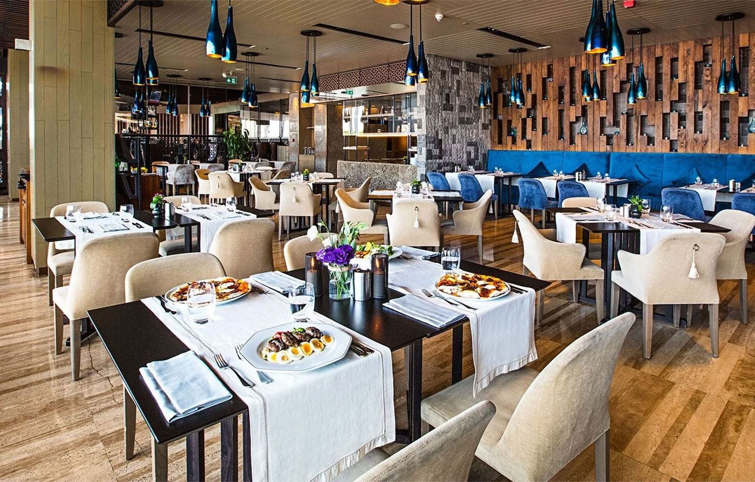 the-marmara-taksim-lobby-restaurant-list-card.jpg