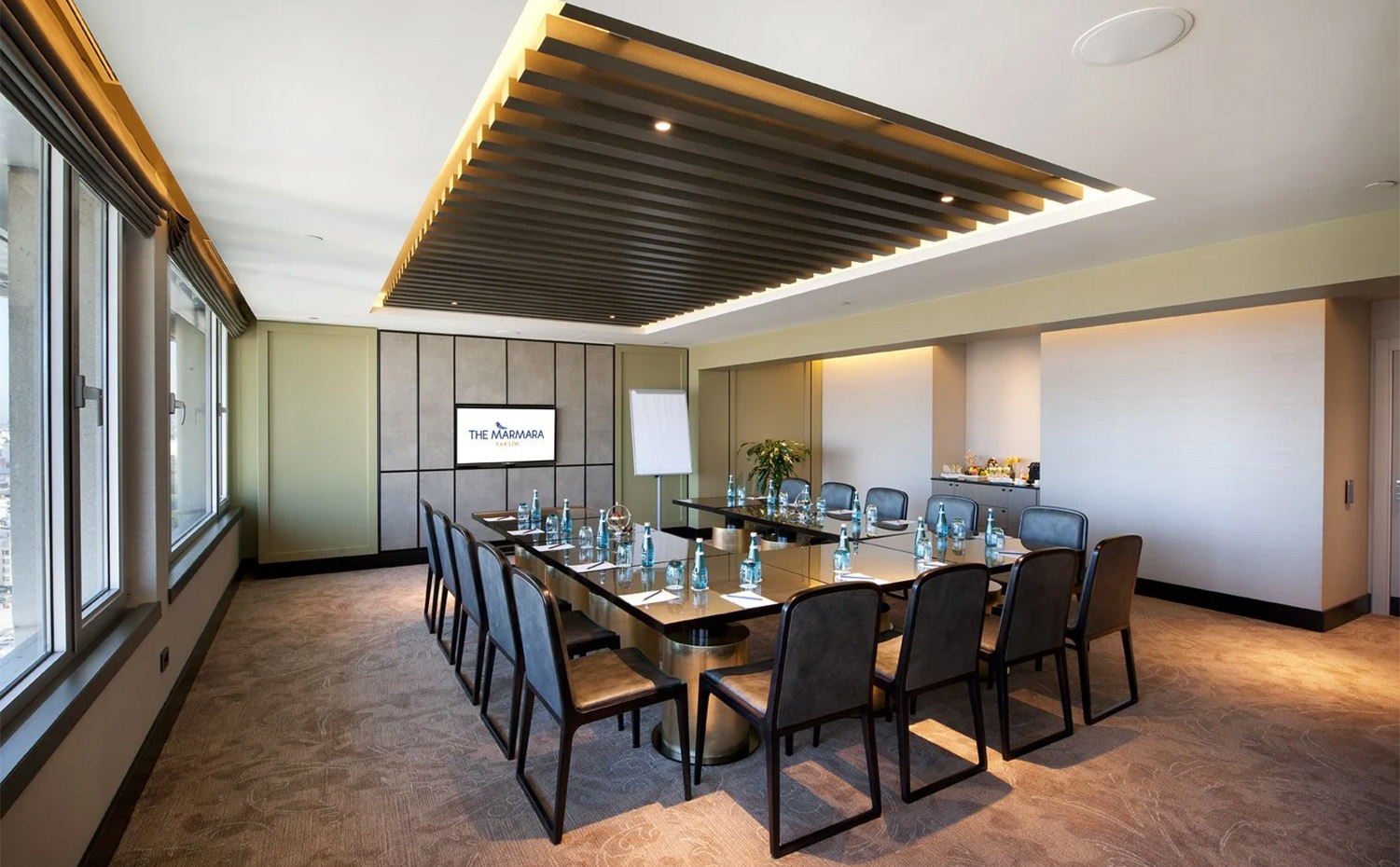 the-marmara-taksim-club-meeting-room-card2.jpg