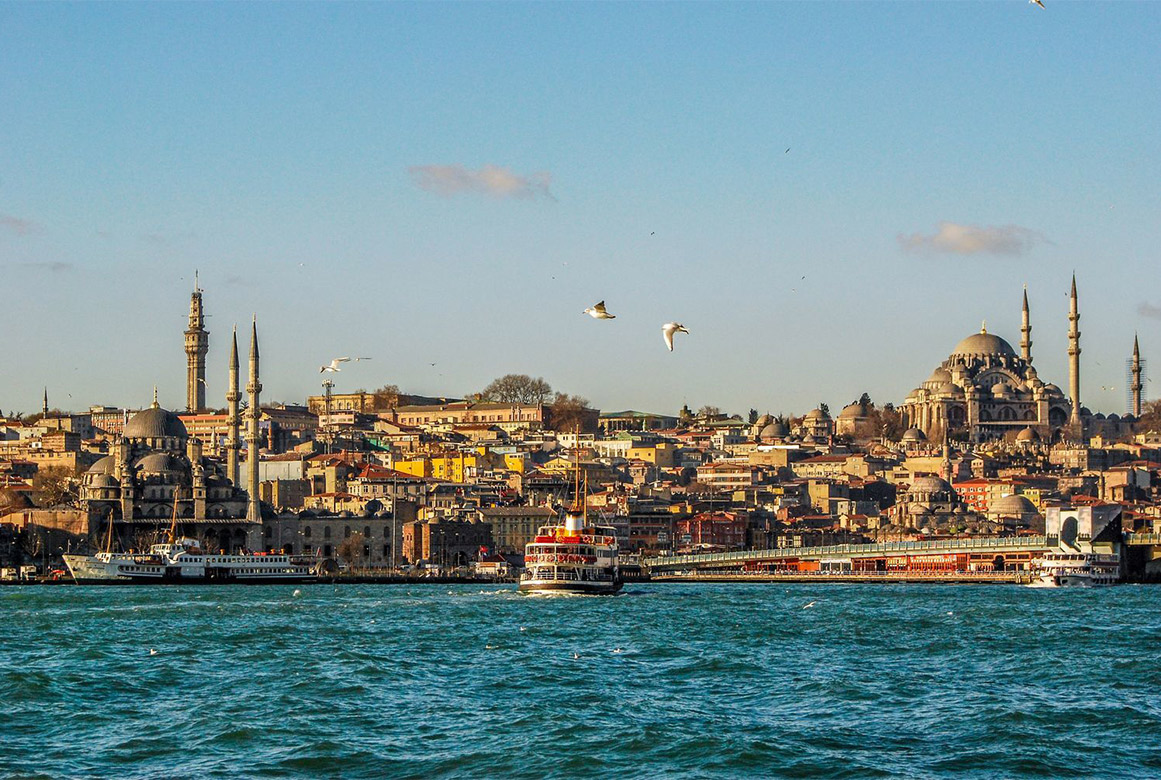 Immerse yourself in the vibrant atmosphere of Istanbul while enjoying a relaxing stay in luxury accommodations.