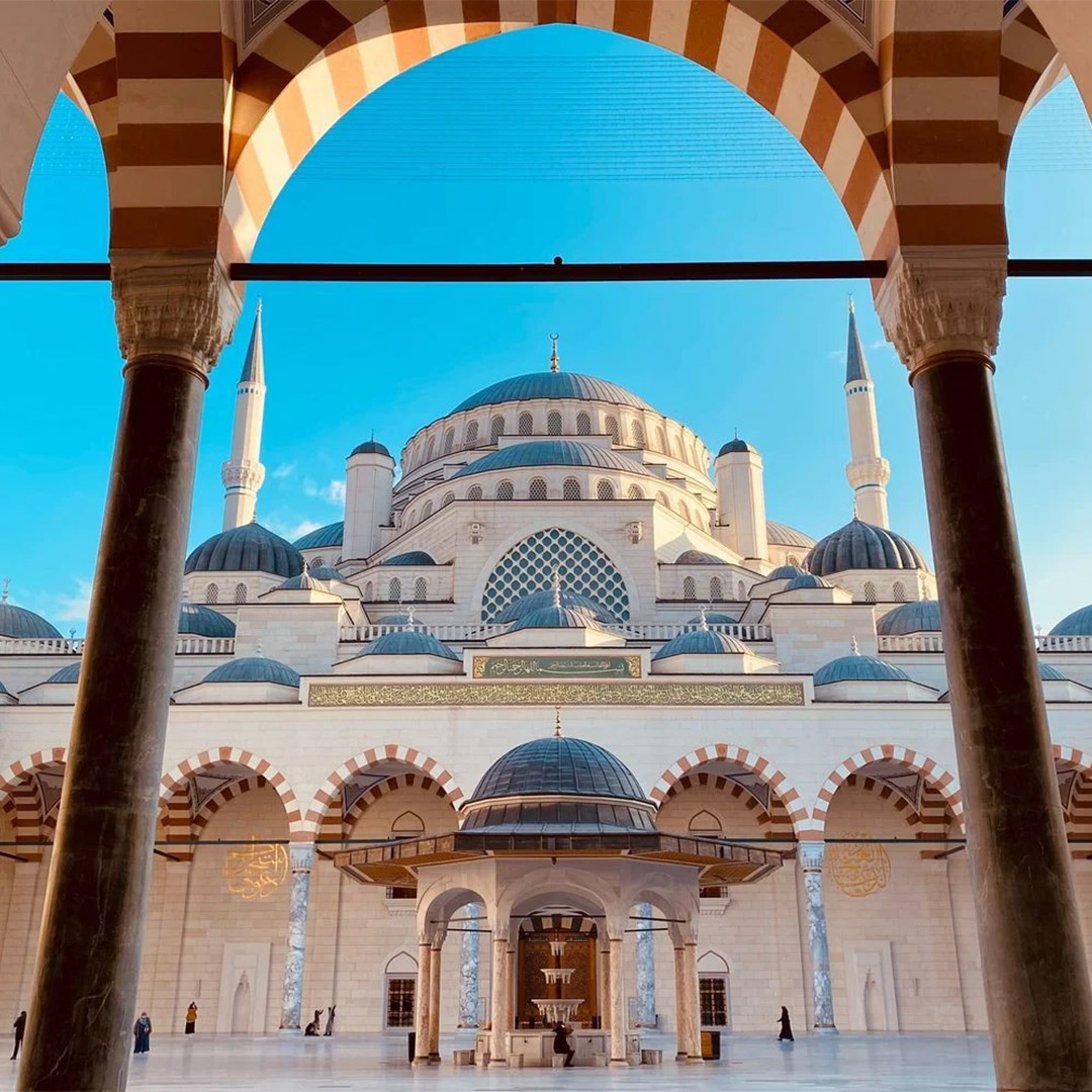 the-marmara-taksim-sehir-turu-paketi-card3.jpg