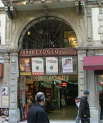 Halep Passage