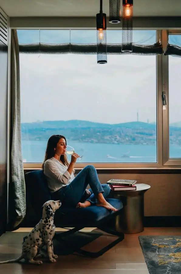 the-marmara-hotel-side-menu-picture.jpg