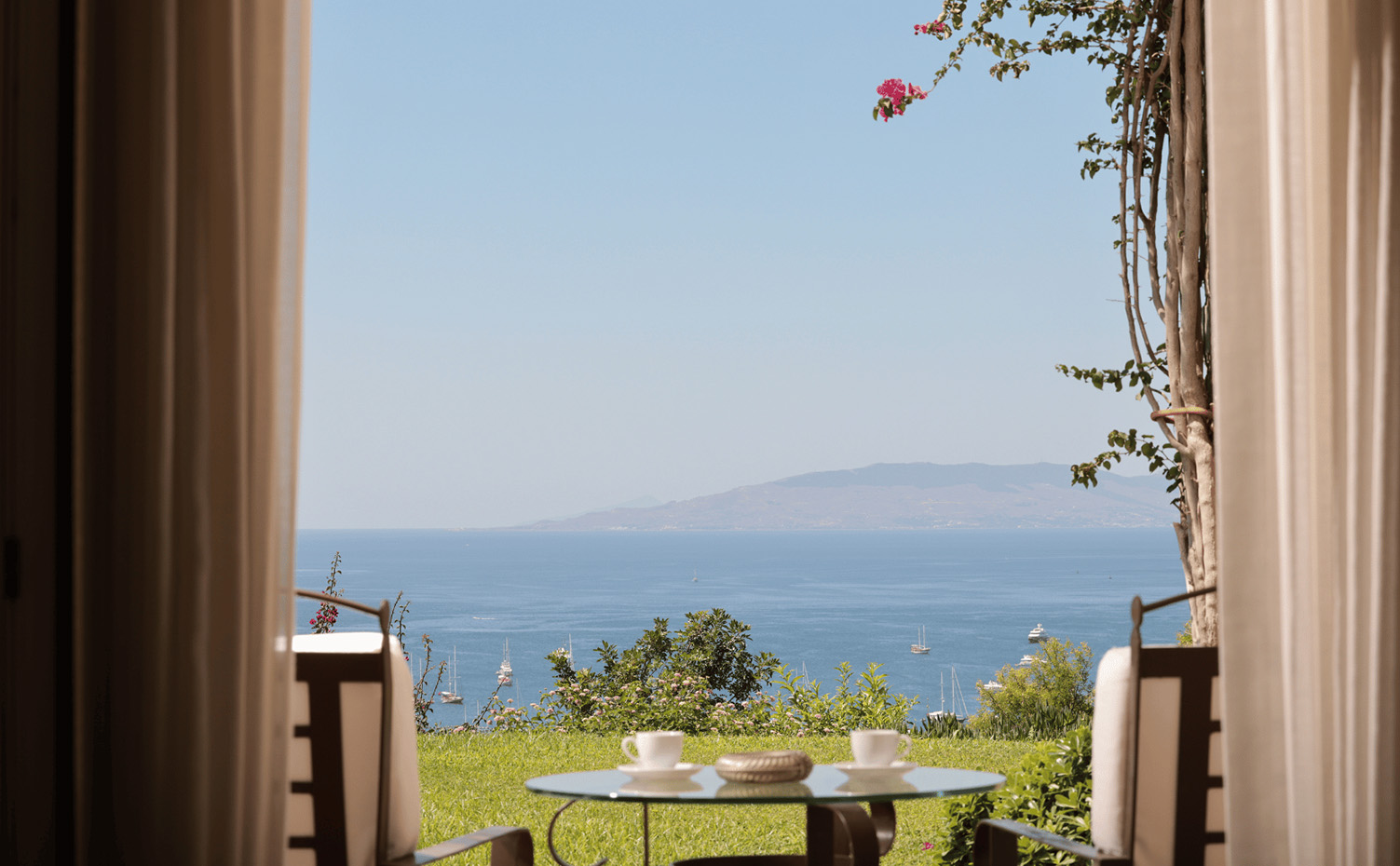 the-marmara-bodrum-konaklama-corner-suit-galeri-d-3.jpg
