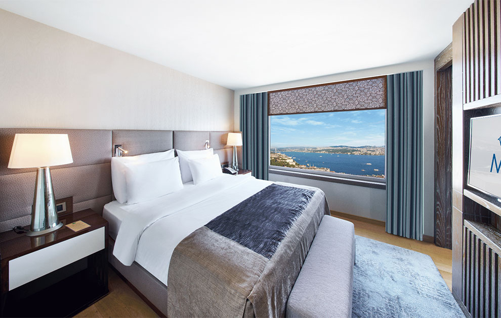 the-marmara-taksim-bosphorus-suit-list-card.jpg
