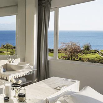 the-marmara-antalya-konaklama-revolving-room-smallcard.jpg