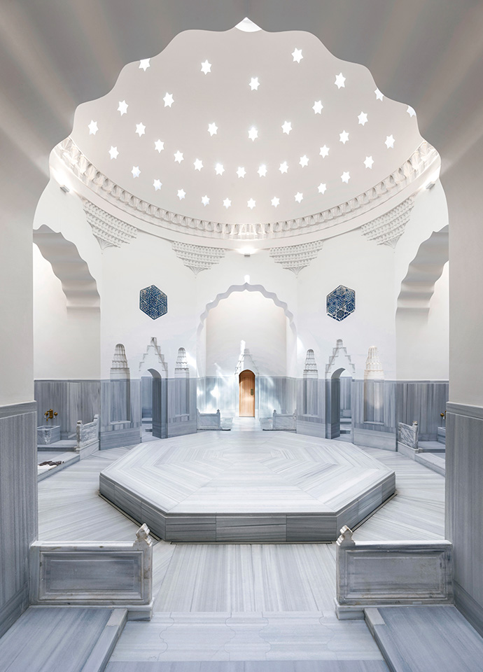 the-marmara-hotels-facilities-zeyrek-cinili-hamam-detail-card-3-1.jpg