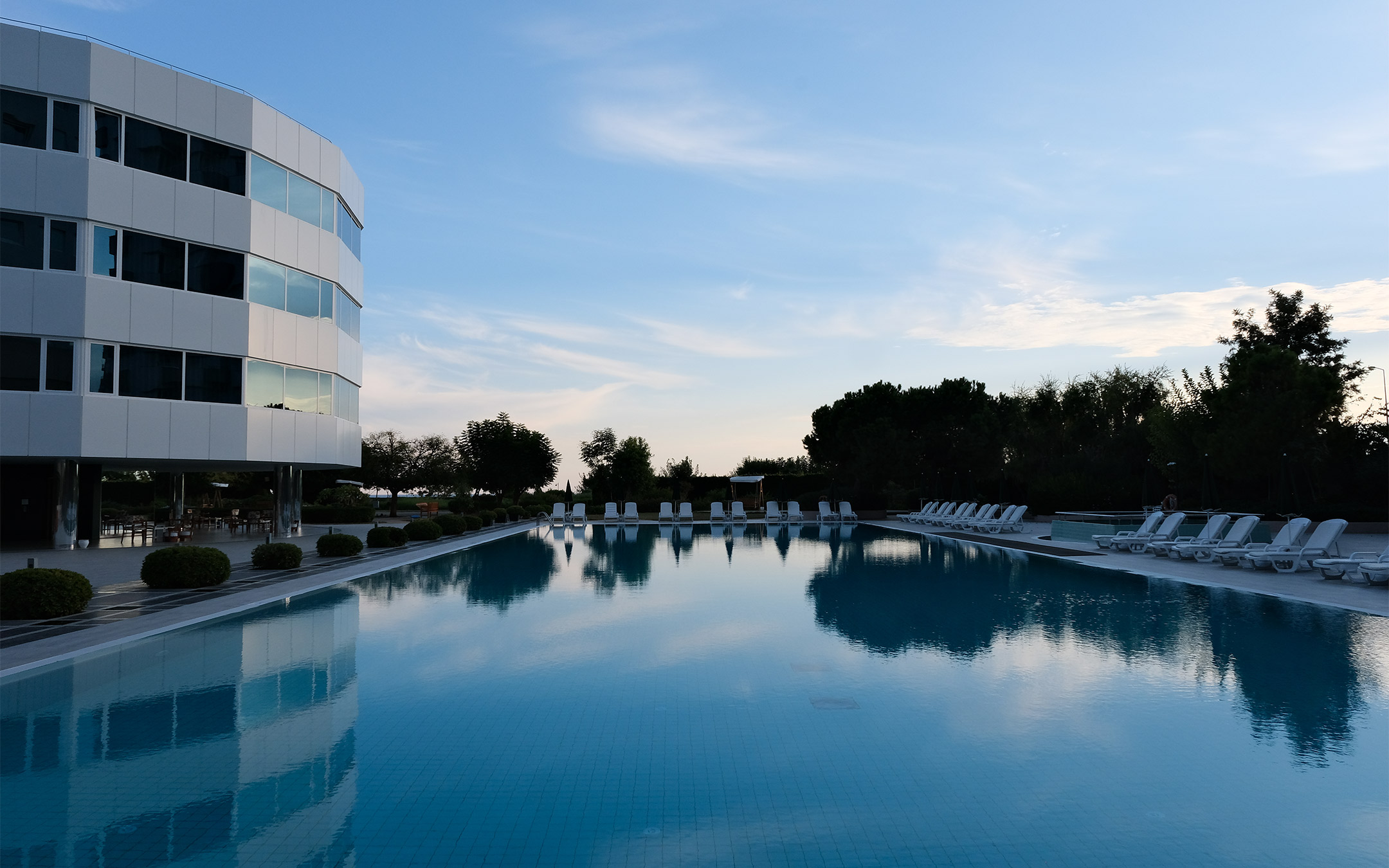 the-marmara-antalya-wellness-havuz-banner.jpg